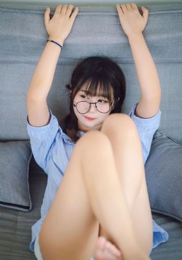 被男狂揉吃奶胸60分钟_BD韩语在线观看